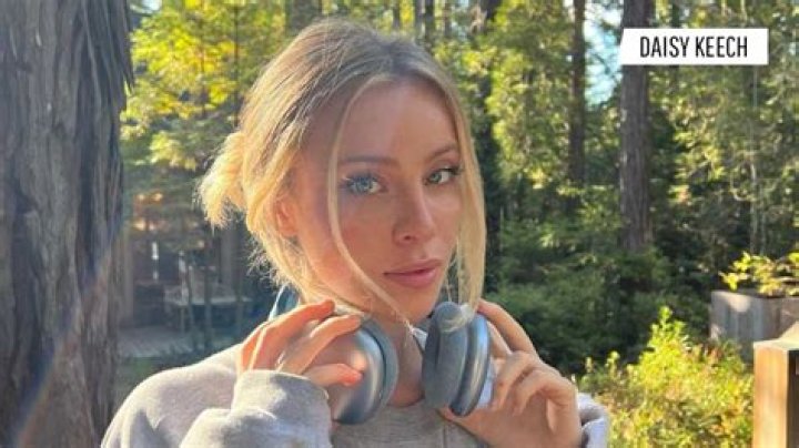 15 Jaw-Dropping Photos Of Model Daisy Keech