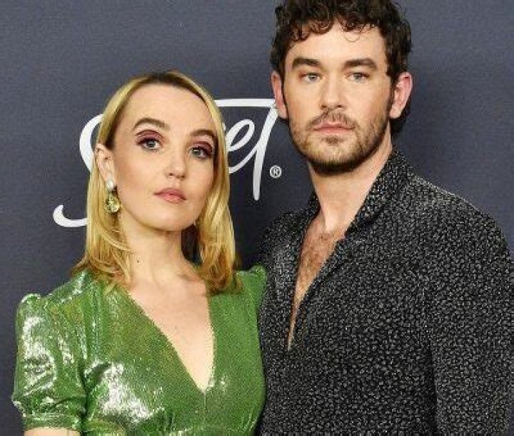 Chloe Fineman Is Rumored To Be Dating Casey Thomas Brown