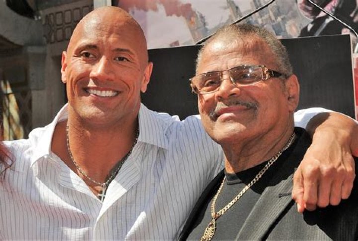 Dwayne Johnson's Twin Brother: Meet His Identical Sibling