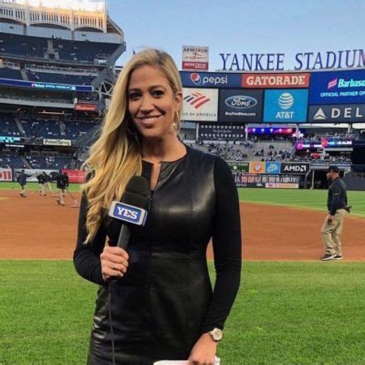 Everything You Need to Know About Meredith Marakovits