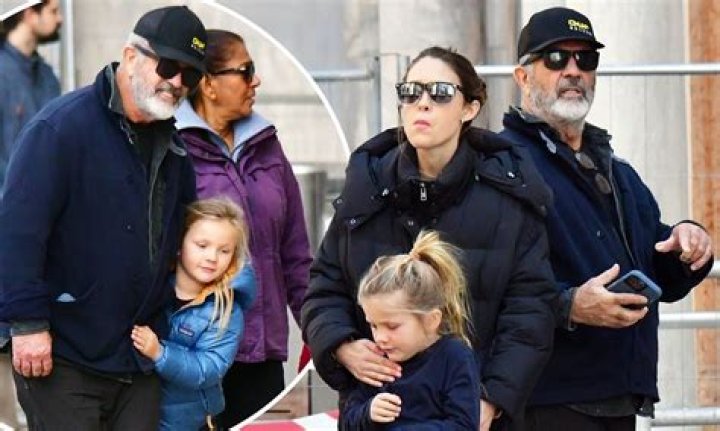 How Many Kids Does Mel Gibson Have? Facts About The Actor's Family