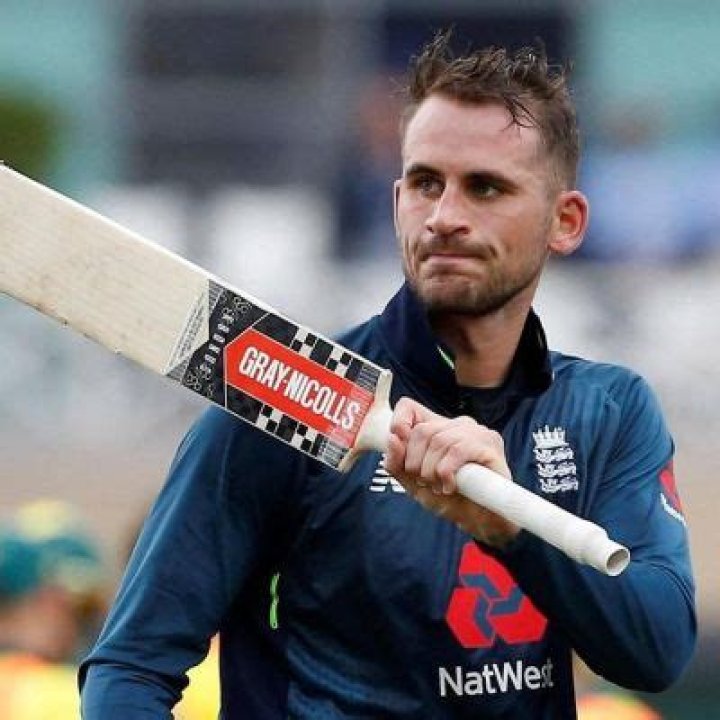 Is Alex Hales Dating Anyone or Married? Relationship And Net Worth