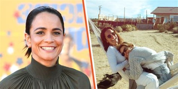 Is Alice Braga Married? The Dating Life Of the ‘Queen of the South’ Star