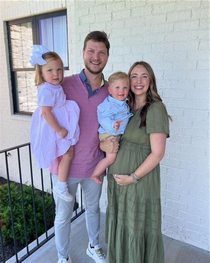 Jason Robertson Wife: Is Jason Robertson Married?