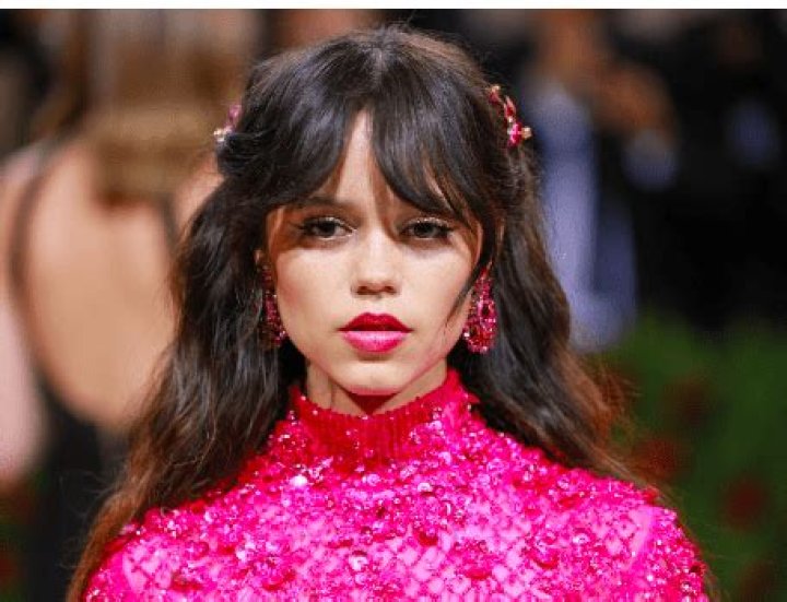 Jenna Ortega Height: How Tall Is Jenna Ortega?