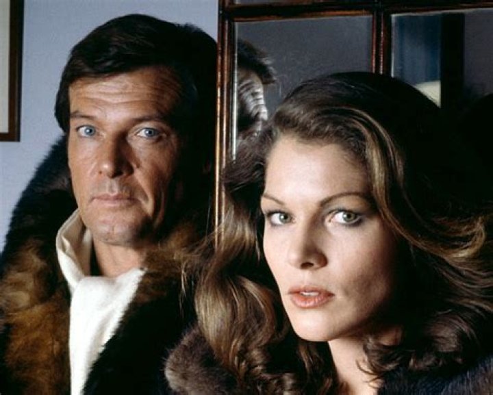 Lone Dove Cast: Behind The Scenes Of A Timeless Classic