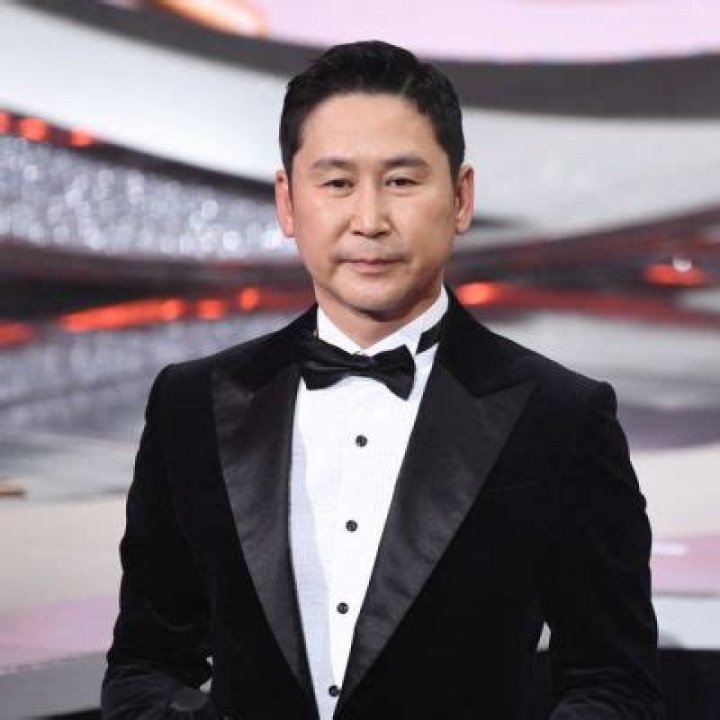 Meet Shin Dong Yup Wife, Sun Hye yoon: Married Life And Family Tree