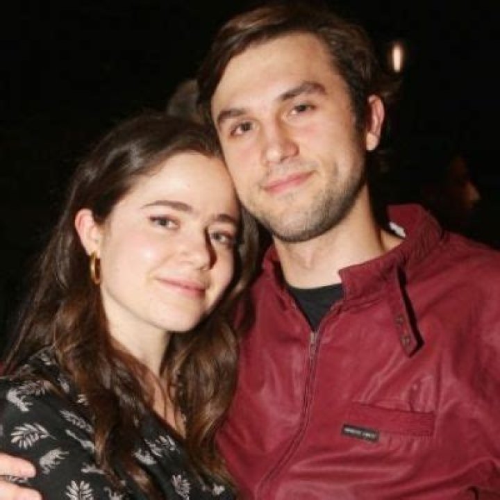 Molly Gordon Boyfriend: Is She Dating Anyone? Relationship And Dating History