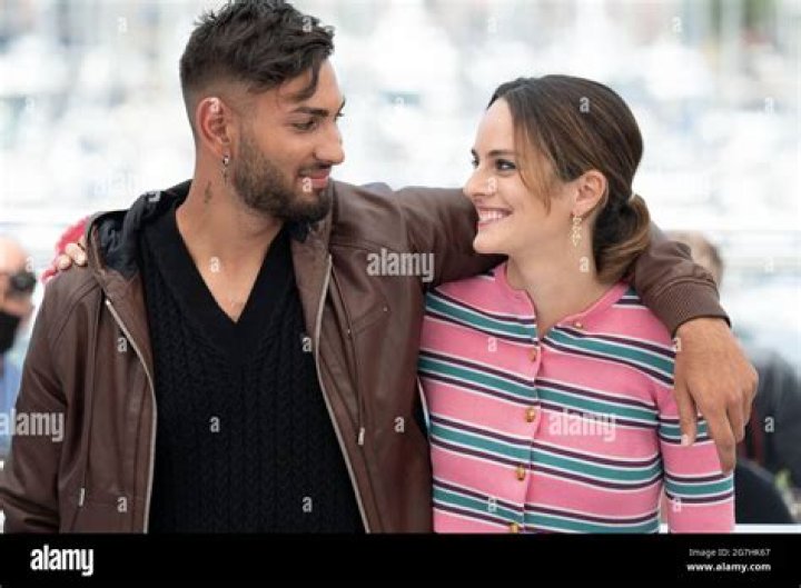 Noemie Merlant Boyfriend: Who Is Covaci Gimi?