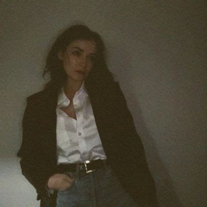 Sarah Bolger Was Rumored to Be Pregnant With Her Former Partner