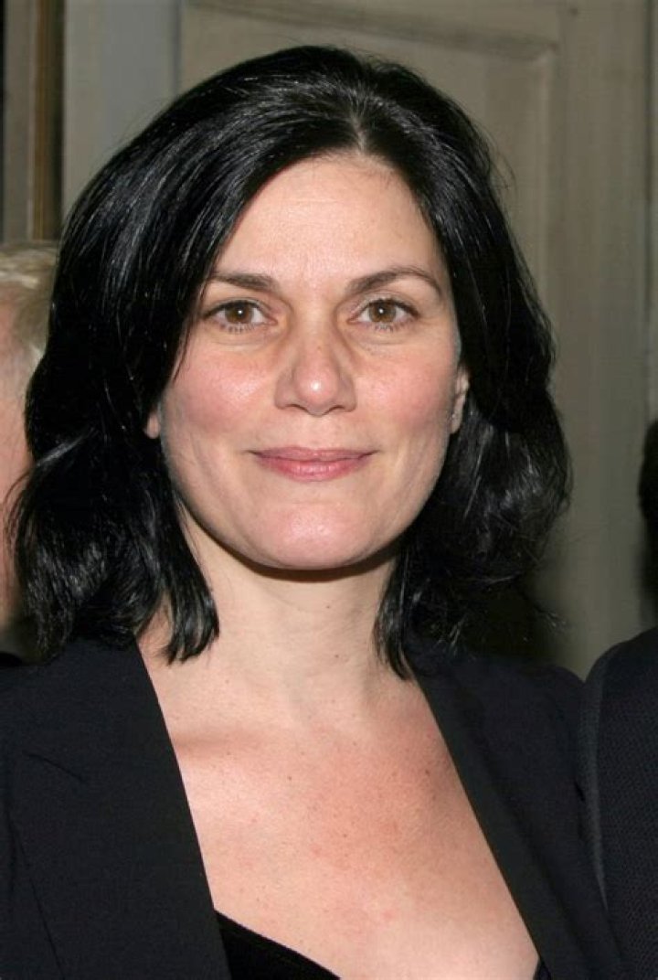 The Current Whereabouts Of Linda Fiorentino: Unraveled