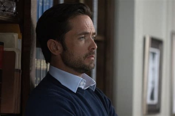Uncovering The Mystery: Justin Chatwin's Love Life Revealed