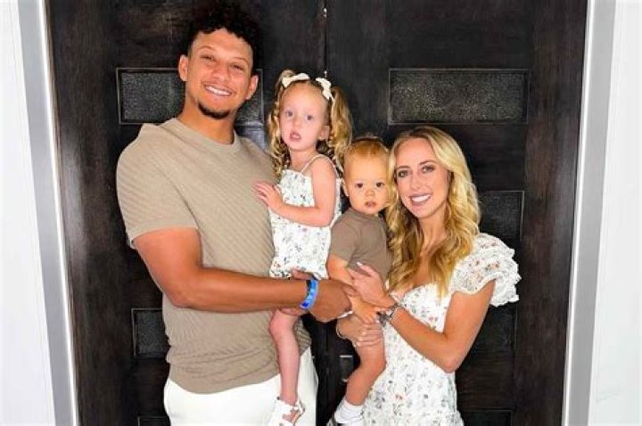 Understanding The Health Of Patrick Mahomes' Daughter: Does She Have Cancer?