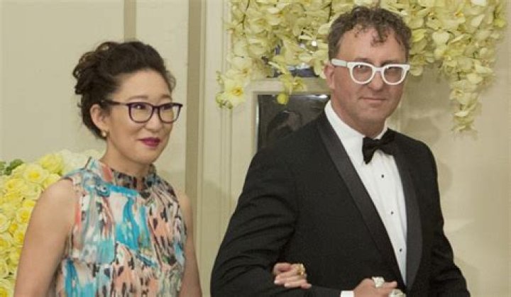 Understanding The Relationship Between Sandra Oh And Ellen Pompeo