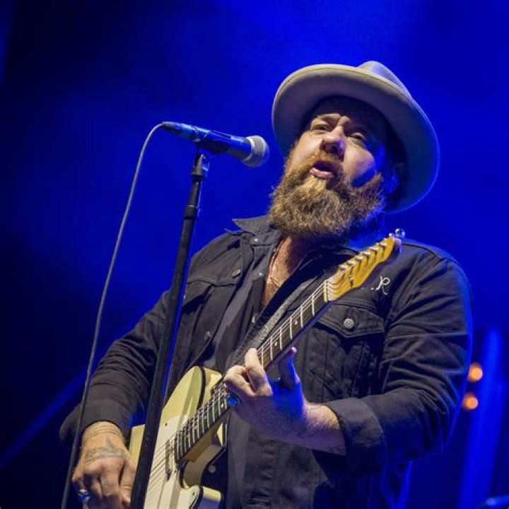 Unveiling Nathaniel Rateliff: A Look Into His Height And Weight