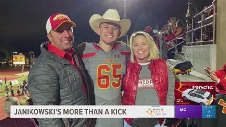Who is Dean Janikowski?